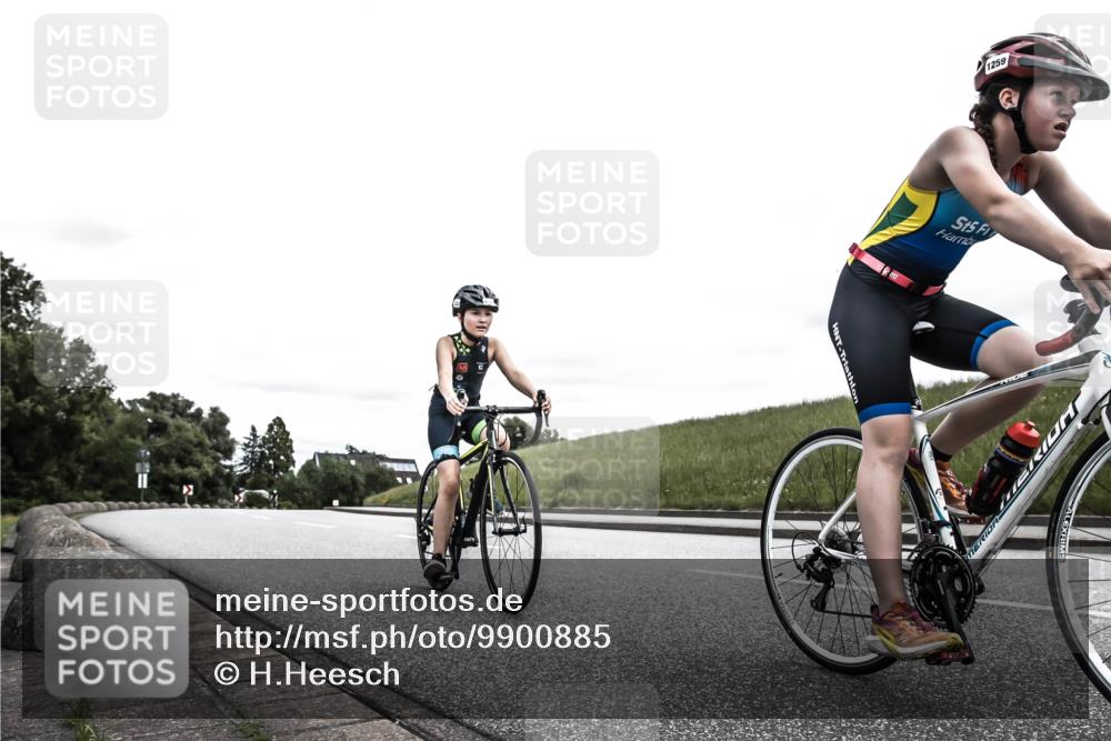 21.06.2026 - 29. Vierlanden-Triathlon H.Heesch http://msf.ph/oto/9900885 21.06.2026 14:57:09 Radfahren 1322 meine-sportfotos.de