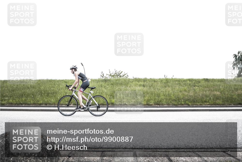 21.06.2026 - 29. Vierlanden-Triathlon H.Heesch http://msf.ph/oto/9900887 21.06.2026 14:45:49 Radfahren 1229, 1236, 1253, 1255, 1294 meine-sportfotos.de