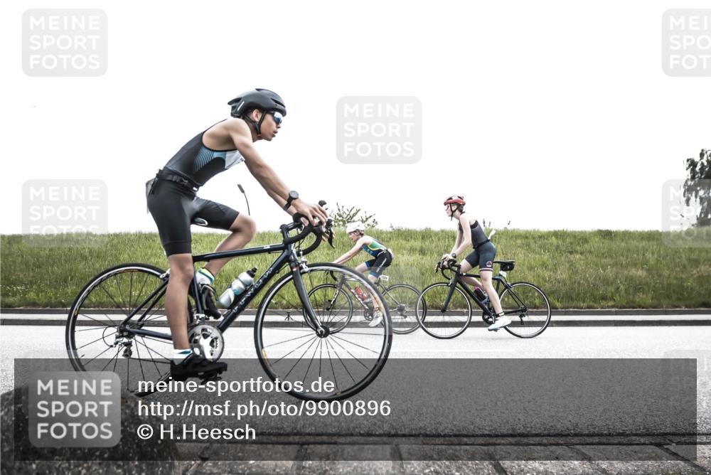 21.06.2026 - 29. Vierlanden-Triathlon H.Heesch http://msf.ph/oto/9900896 21.06.2026 14:45:52 Radfahren 1253, 1255, 1294 meine-sportfotos.de
