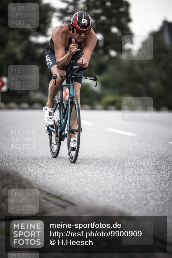 21.06.2026 - 29. Vierlanden-Triathlon H.Heesch http://msf.ph/oto/9900909 21.06.2026 10:10:12 Radfahren 171, 430 meine-sportfotos.de