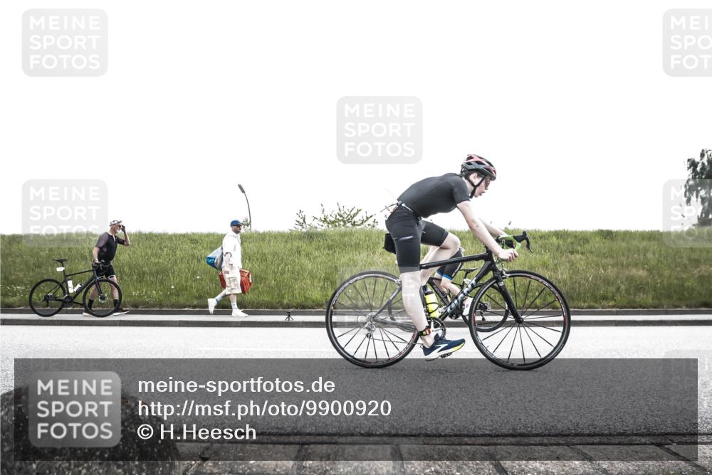 21.06.2026 - 29. Vierlanden-Triathlon H.Heesch http://msf.ph/oto/9900920 21.06.2026 14:46:10 Radfahren 1234, 1244 meine-sportfotos.de