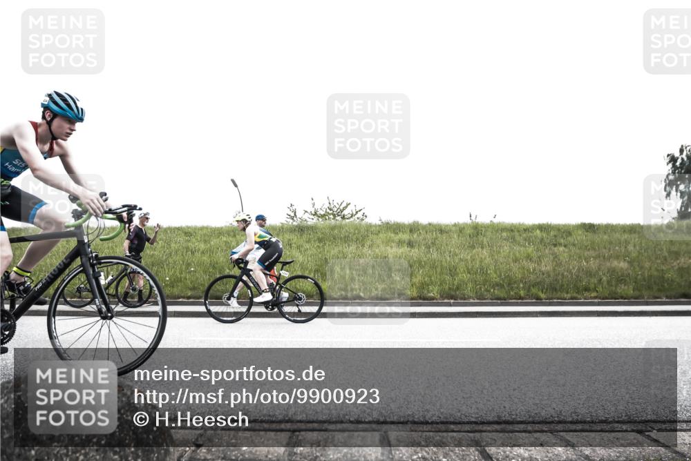 21.06.2026 - 29. Vierlanden-Triathlon H.Heesch http://msf.ph/oto/9900923 21.06.2026 14:46:10 Radfahren 1234, 1244 meine-sportfotos.de