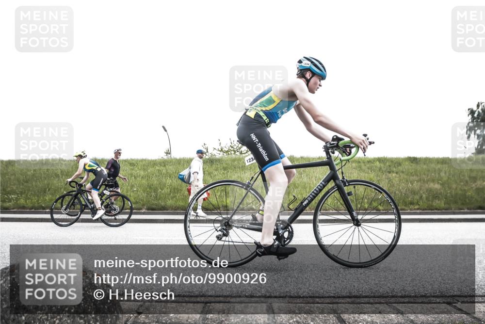 21.06.2026 - 29. Vierlanden-Triathlon H.Heesch http://msf.ph/oto/9900926 21.06.2026 14:46:10 Radfahren 1234, 1244 meine-sportfotos.de