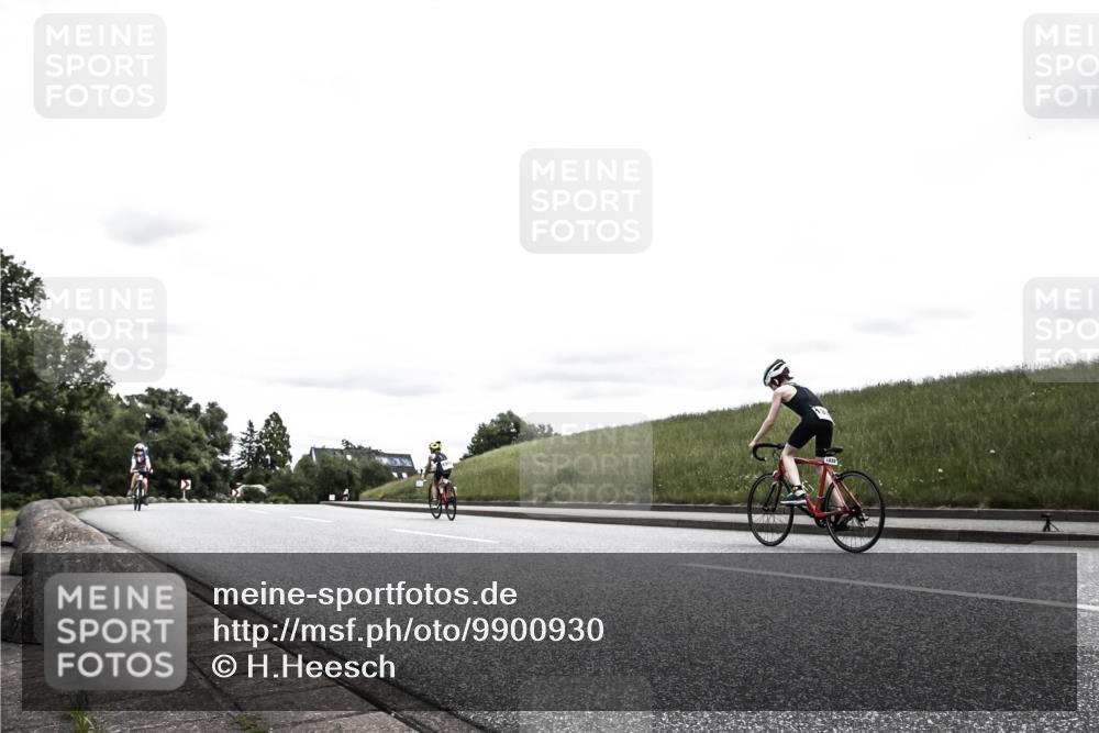 21.06.2026 - 29. Vierlanden-Triathlon H.Heesch http://msf.ph/oto/9900930 21.06.2026 14:59:24 Radfahren 1306 meine-sportfotos.de