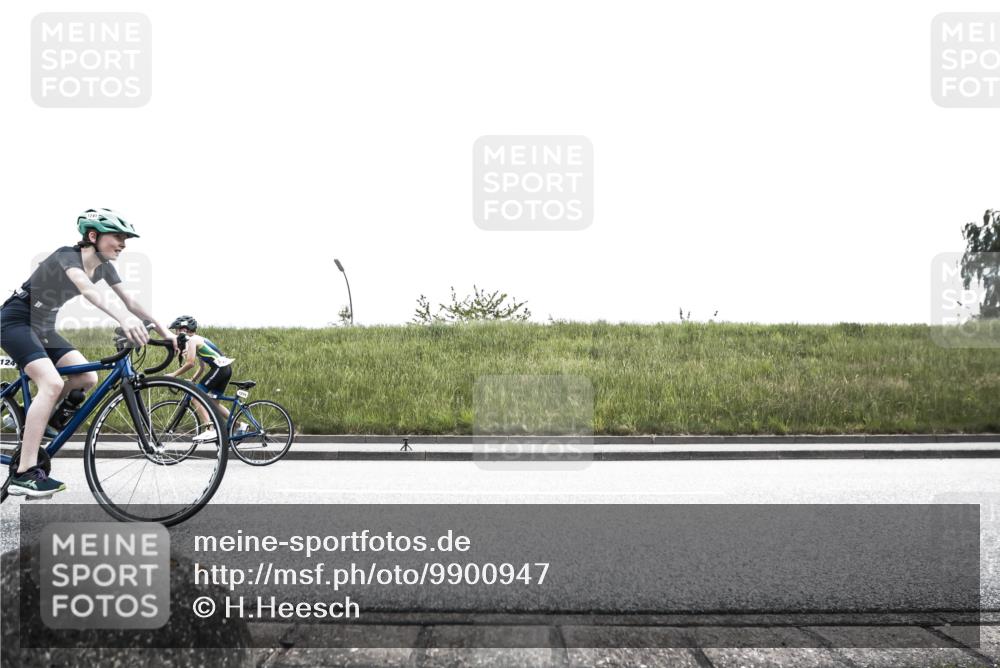 21.06.2026 - 29. Vierlanden-Triathlon H.Heesch http://msf.ph/oto/9900947 21.06.2026 14:46:27 Radfahren 1241, 1242, 1259, 1264 meine-sportfotos.de