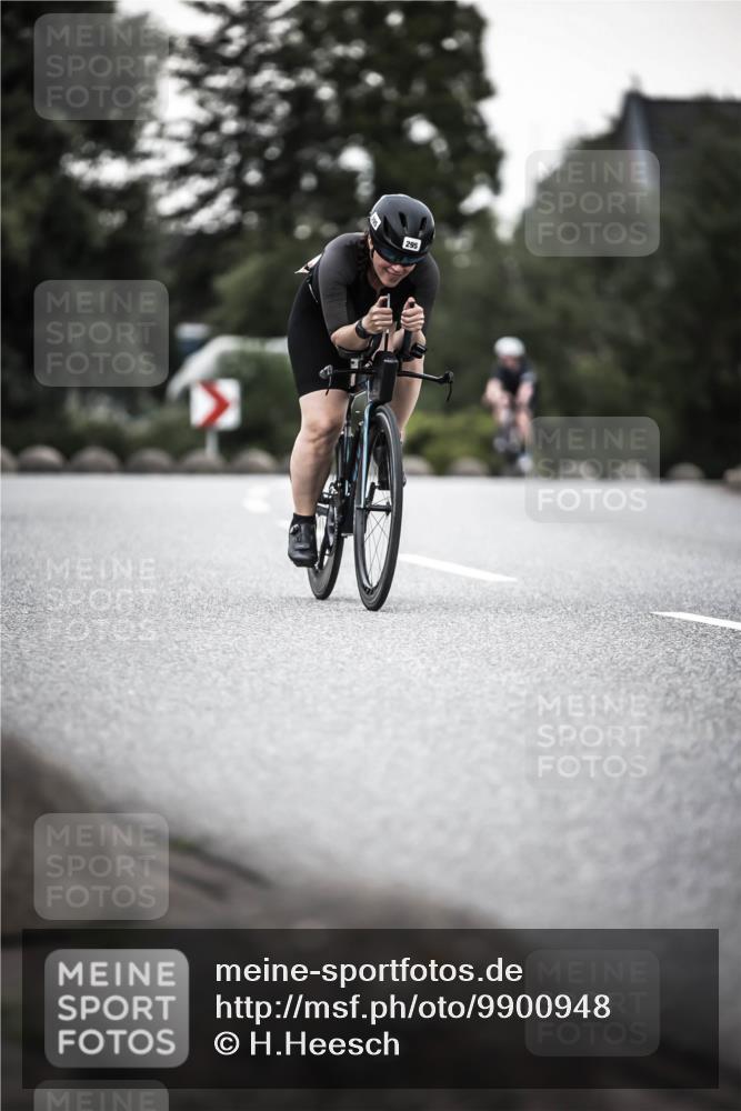21.06.2026 - 29. Vierlanden-Triathlon H.Heesch http://msf.ph/oto/9900948 21.06.2026 10:10:22 Radfahren 171, 230, 255, 295 meine-sportfotos.de