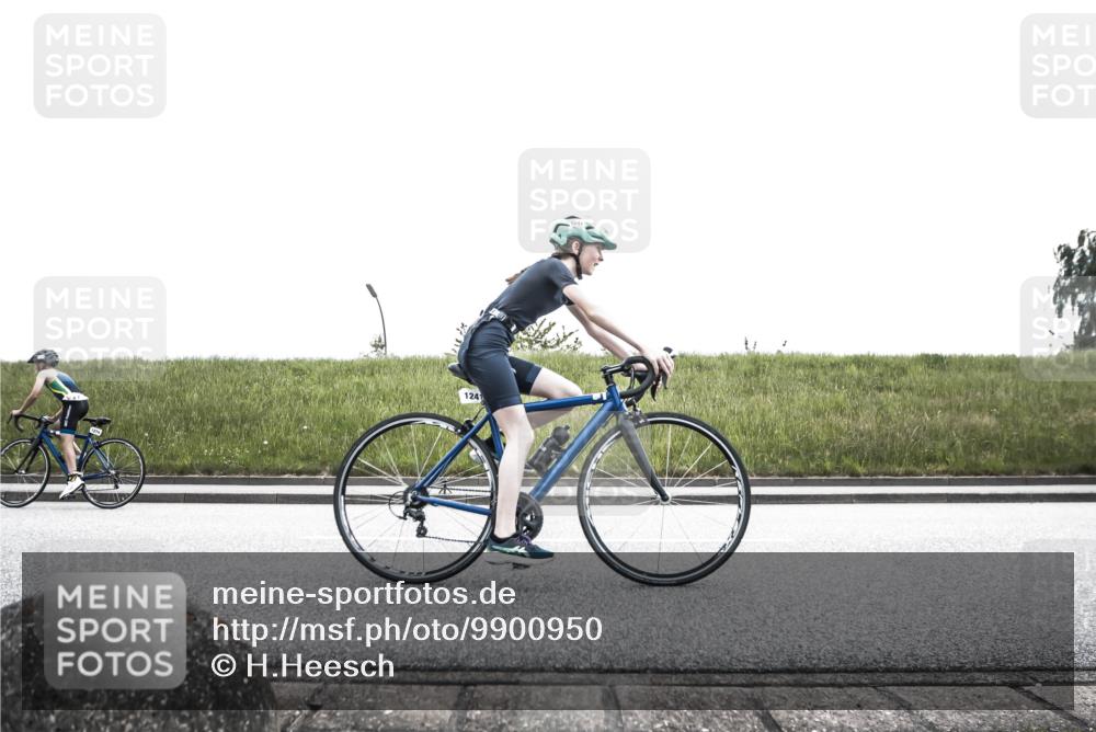 21.06.2026 - 29. Vierlanden-Triathlon H.Heesch http://msf.ph/oto/9900950 21.06.2026 14:46:27 Radfahren 1241, 1242, 1259, 1264 meine-sportfotos.de