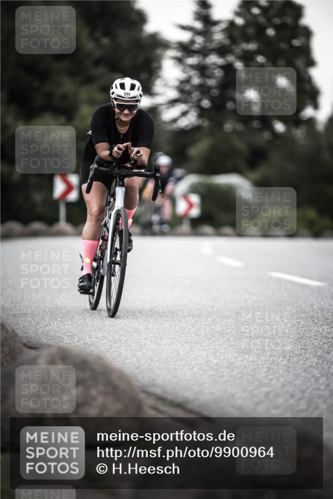 21.06.2026 - 29. Vierlanden-Triathlon H.Heesch http://msf.ph/oto/9900964 21.06.2026 10:10:24 Radfahren 230, 255, 295, 356 meine-sportfotos.de