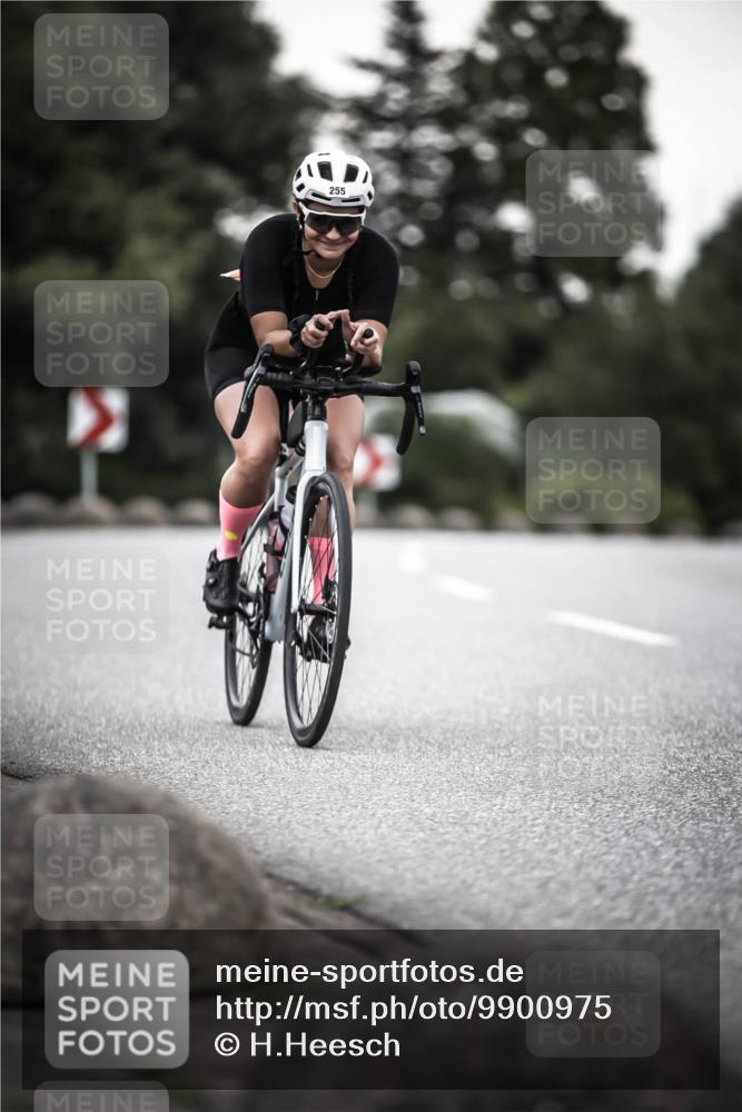 21.06.2026 - 29. Vierlanden-Triathlon H.Heesch http://msf.ph/oto/9900975 21.06.2026 10:10:24 Radfahren 230, 255, 295, 356 meine-sportfotos.de