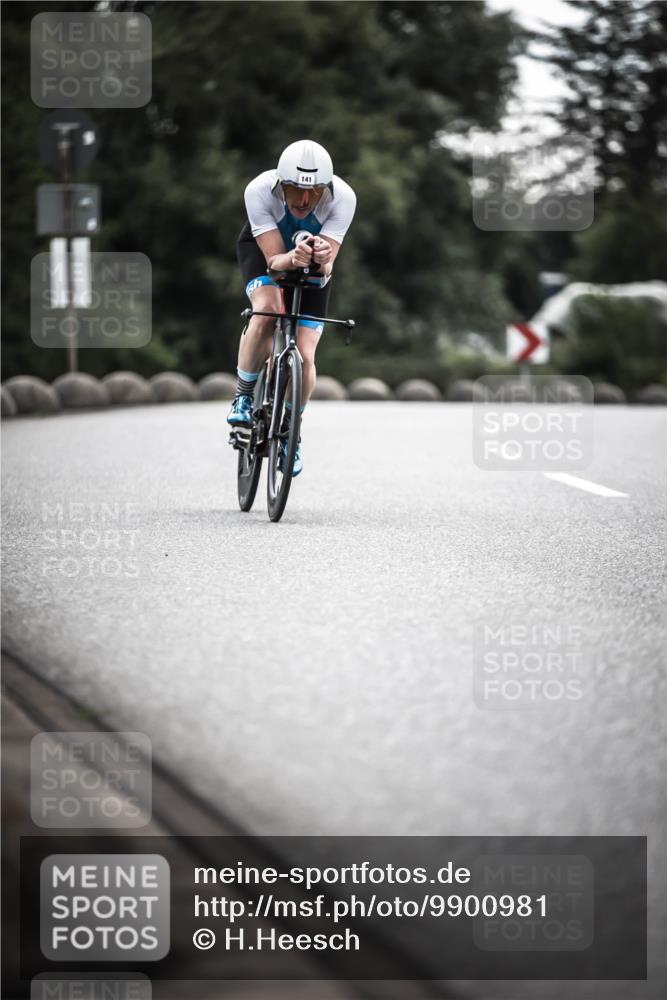 21.06.2026 - 29. Vierlanden-Triathlon H.Heesch http://msf.ph/oto/9900981 21.06.2026 09:29:30 Radfahren 141 meine-sportfotos.de
