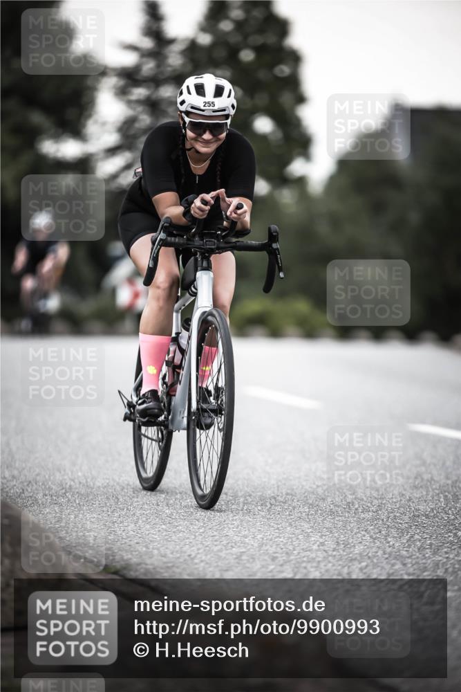 21.06.2026 - 29. Vierlanden-Triathlon H.Heesch http://msf.ph/oto/9900993 21.06.2026 10:10:24 Radfahren 230, 255, 295, 356 meine-sportfotos.de