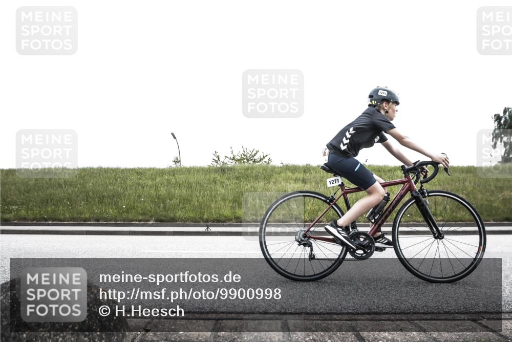 21.06.2026 - 29. Vierlanden-Triathlon H.Heesch http://msf.ph/oto/9900998 21.06.2026 14:48:54 Radfahren 1271 meine-sportfotos.de