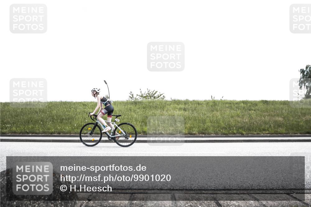 21.06.2026 - 29. Vierlanden-Triathlon H.Heesch http://msf.ph/oto/9901020 21.06.2026 14:50:21 Radfahren 1291 meine-sportfotos.de