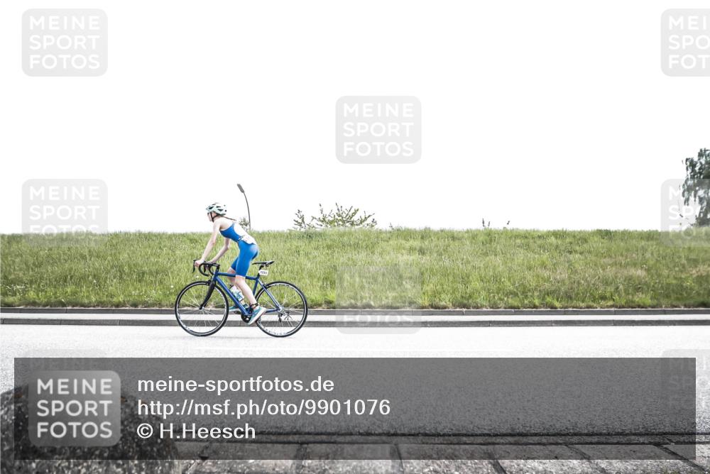 21.06.2026 - 29. Vierlanden-Triathlon H.Heesch http://msf.ph/oto/9901076 21.06.2026 14:52:24 Radfahren  meine-sportfotos.de