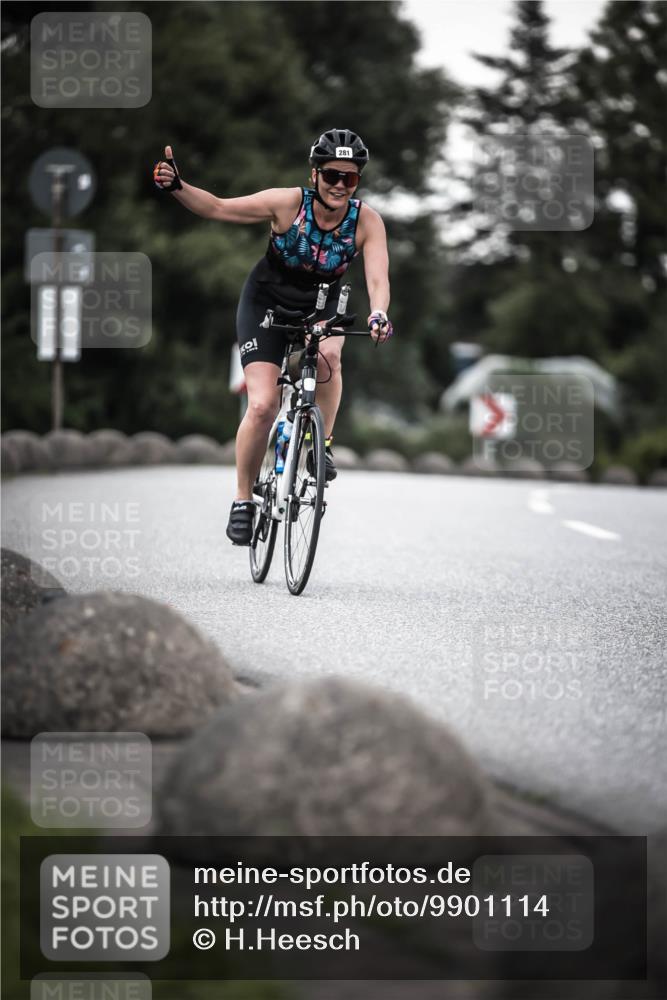 21.06.2026 - 29. Vierlanden-Triathlon H.Heesch http://msf.ph/oto/9901114 21.06.2026 10:10:55 Radfahren 81, 242, 281, 283 meine-sportfotos.de