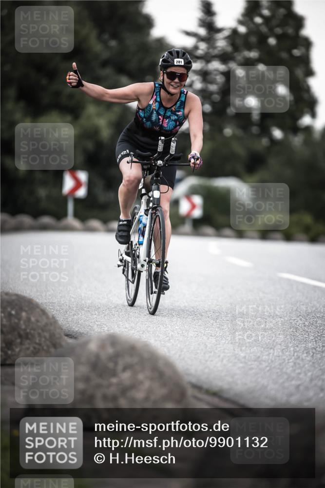 21.06.2026 - 29. Vierlanden-Triathlon H.Heesch http://msf.ph/oto/9901132 21.06.2026 10:10:55 Radfahren 81, 242, 281, 283 meine-sportfotos.de