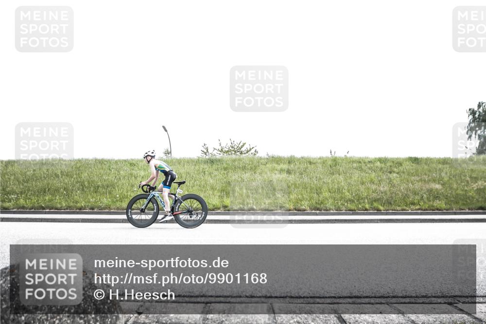 21.06.2026 - 29. Vierlanden-Triathlon H.Heesch http://msf.ph/oto/9901168 21.06.2026 14:54:09 Radfahren  meine-sportfotos.de