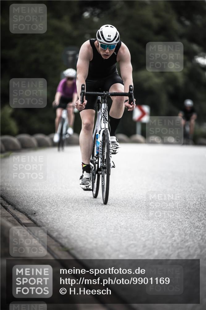 21.06.2026 - 29. Vierlanden-Triathlon H.Heesch http://msf.ph/oto/9901169 21.06.2026 09:30:02 Radfahren 38, 59, 67, 82, 100, 109, 163, 232, 276 meine-sportfotos.de