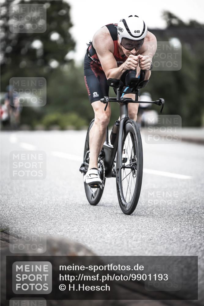 21.06.2026 - 29. Vierlanden-Triathlon H.Heesch http://msf.ph/oto/9901193 21.06.2026 10:11:12 Radfahren 261, 440 meine-sportfotos.de