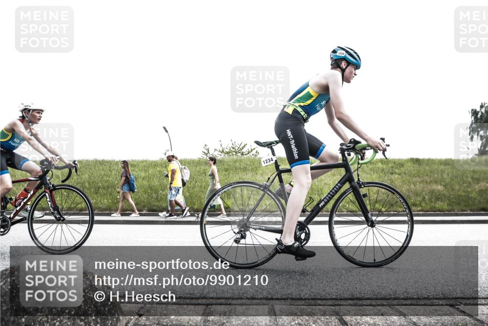 21.06.2026 - 29. Vierlanden-Triathlon H.Heesch http://msf.ph/oto/9901210 21.06.2026 14:55:32 Radfahren  meine-sportfotos.de