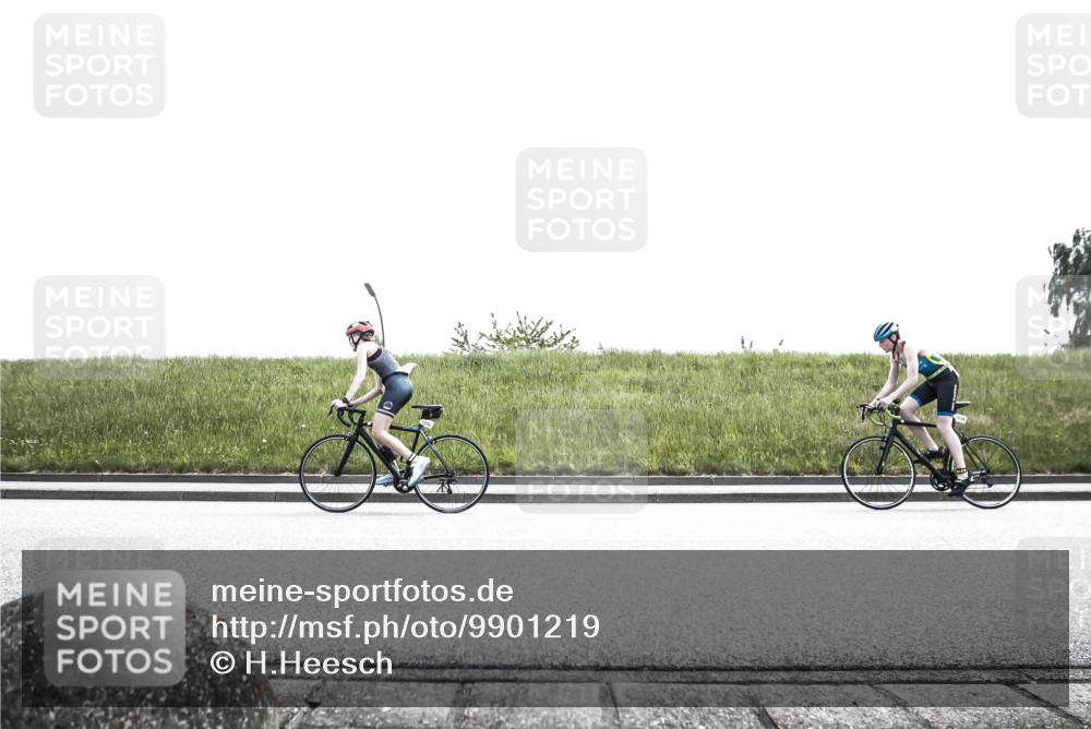 21.06.2026 - 29. Vierlanden-Triathlon H.Heesch http://msf.ph/oto/9901219 21.06.2026 14:55:39 Radfahren  meine-sportfotos.de