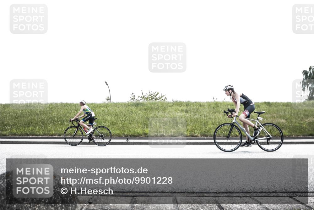 21.06.2026 - 29. Vierlanden-Triathlon H.Heesch http://msf.ph/oto/9901228 21.06.2026 14:55:41 Radfahren  meine-sportfotos.de