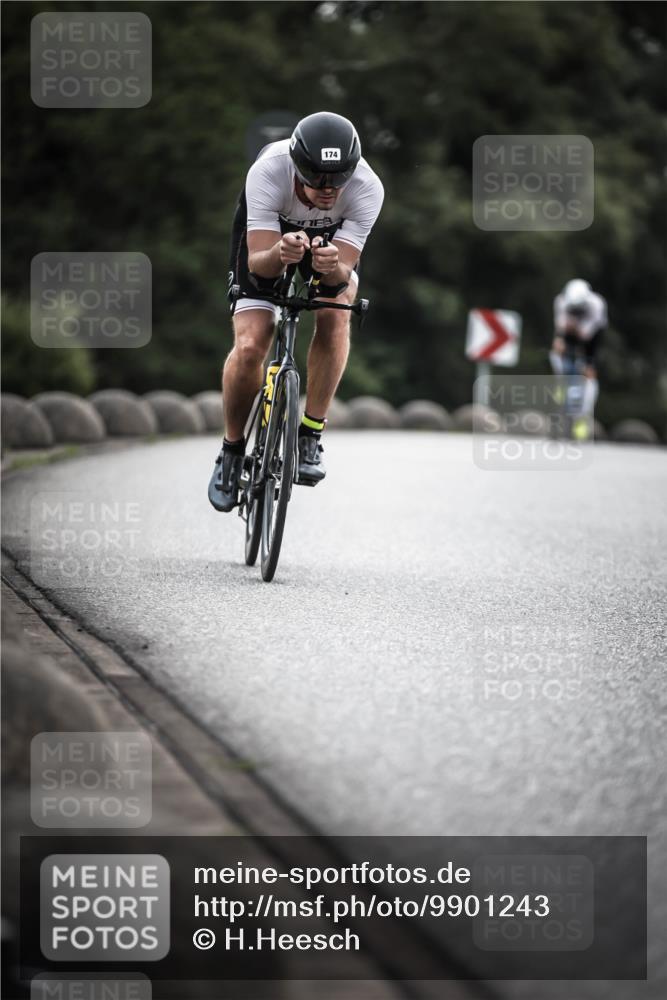 21.06.2026 - 29. Vierlanden-Triathlon H.Heesch http://msf.ph/oto/9901243 21.06.2026 09:30:11 Radfahren 118, 119, 174, 232 meine-sportfotos.de