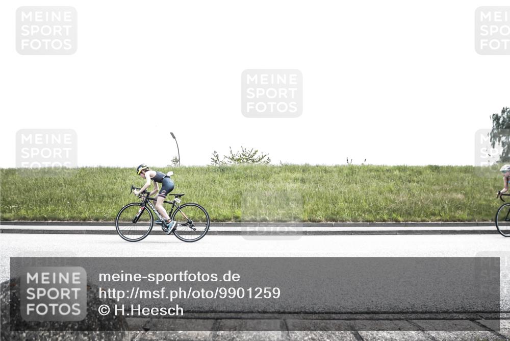 21.06.2026 - 29. Vierlanden-Triathlon H.Heesch http://msf.ph/oto/9901259 21.06.2026 14:56:20 Radfahren 1304, 1312, 1328 meine-sportfotos.de
