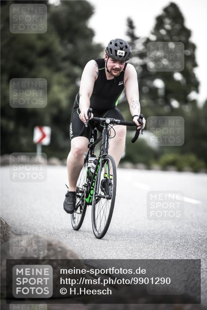 21.06.2026 - 29. Vierlanden-Triathlon H.Heesch http://msf.ph/oto/9901290 21.06.2026 10:11:25 Radfahren 139, 296, 338 meine-sportfotos.de