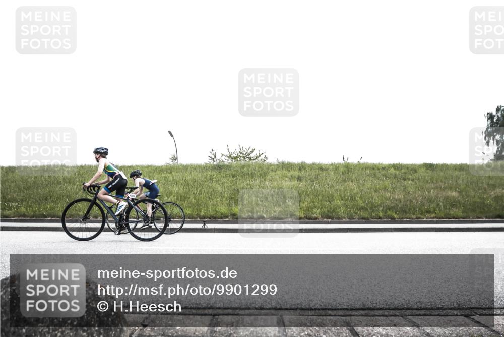 21.06.2026 - 29. Vierlanden-Triathlon H.Heesch http://msf.ph/oto/9901299 21.06.2026 14:56:37 Radfahren 1313, 1324 meine-sportfotos.de