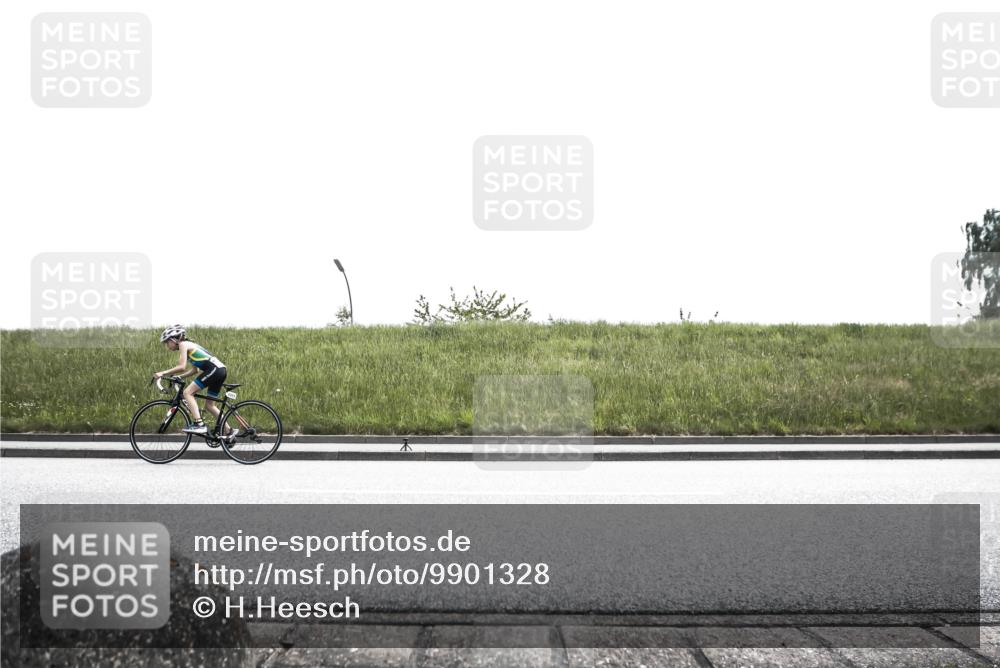 21.06.2026 - 29. Vierlanden-Triathlon H.Heesch http://msf.ph/oto/9901328 21.06.2026 14:56:51 Radfahren  meine-sportfotos.de