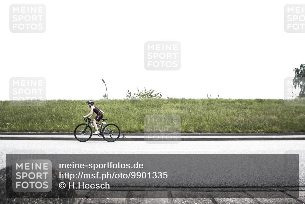 21.06.2026 - 29. Vierlanden-Triathlon H.Heesch http://msf.ph/oto/9901335 21.06.2026 14:56:54 Radfahren  meine-sportfotos.de