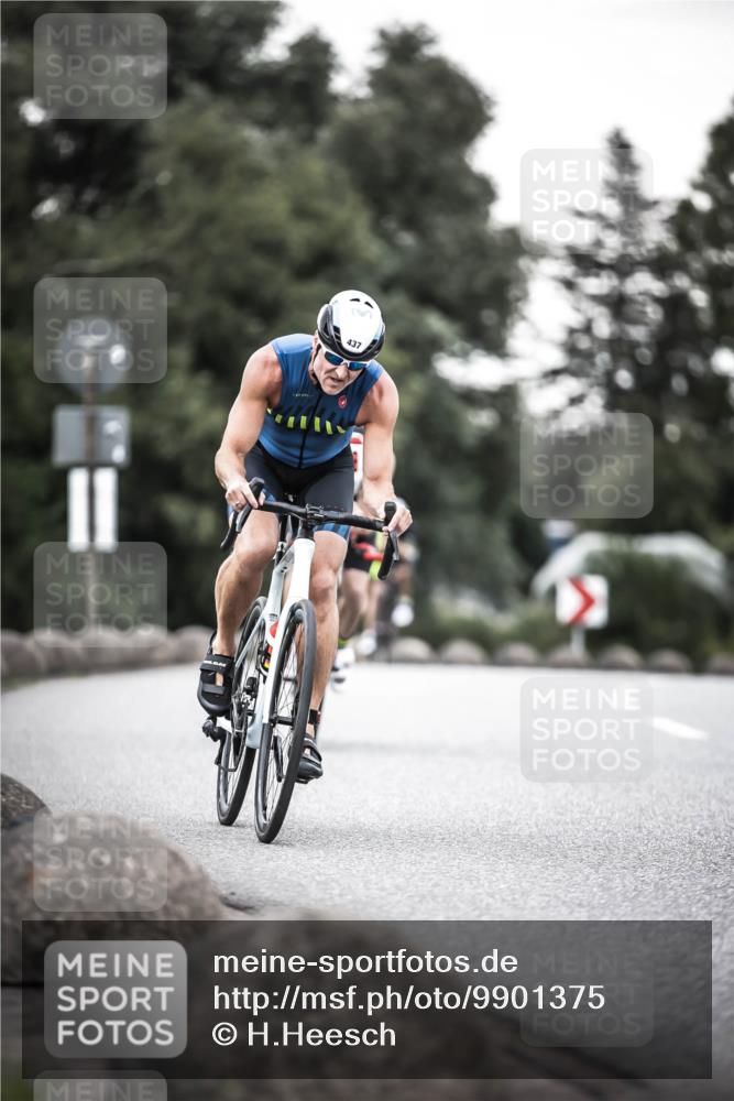 21.06.2026 - 29. Vierlanden-Triathlon H.Heesch http://msf.ph/oto/9901375 21.06.2026 10:11:38 Radfahren 100, 179, 198, 420, 437, 1353 meine-sportfotos.de