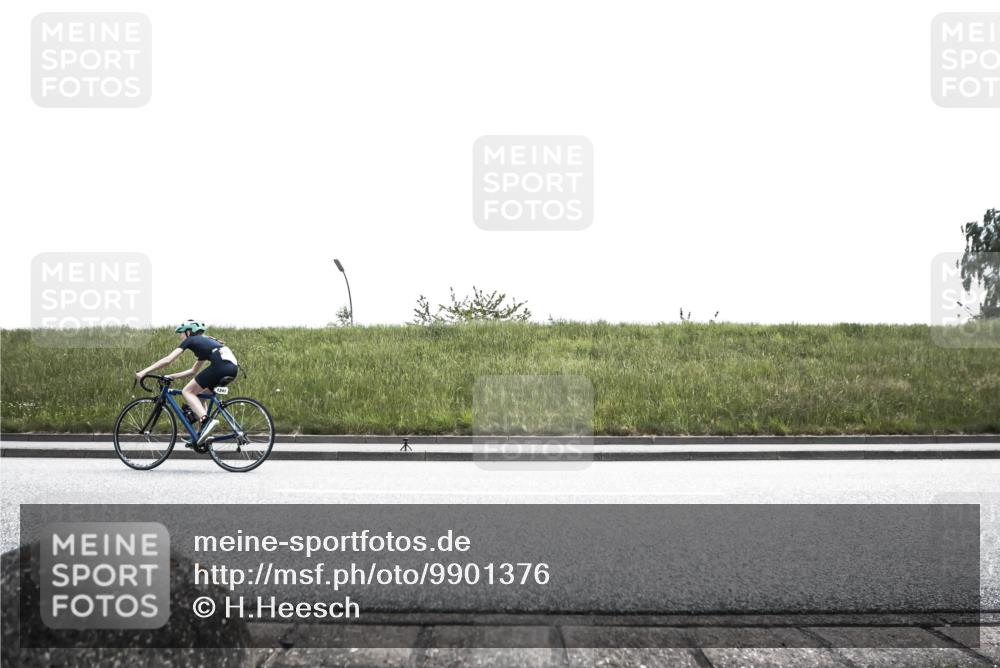 21.06.2026 - 29. Vierlanden-Triathlon H.Heesch http://msf.ph/oto/9901376 21.06.2026 14:57:26 Radfahren  meine-sportfotos.de
