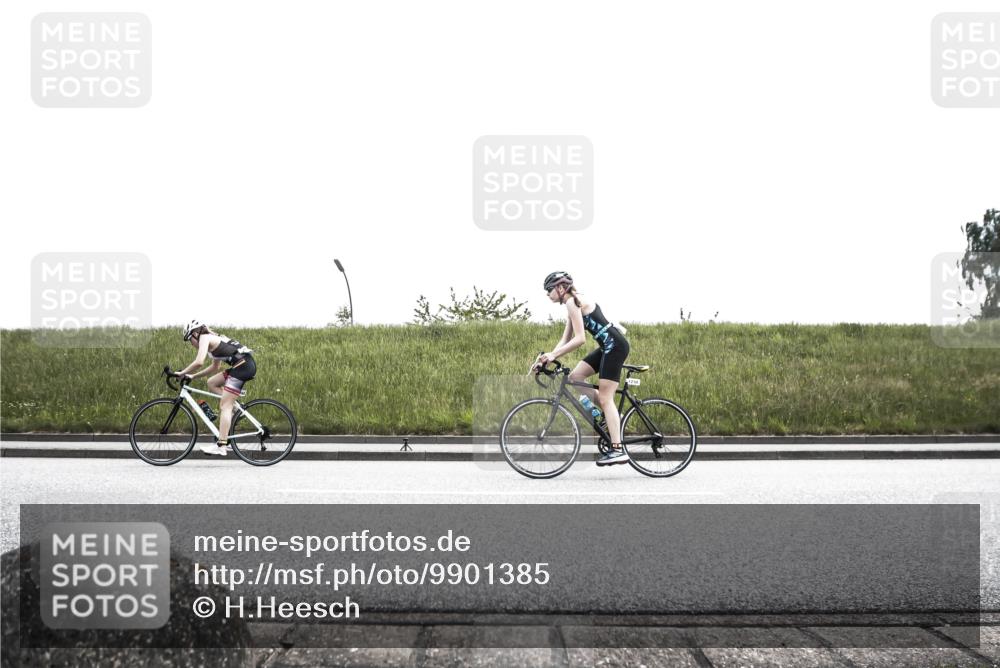 21.06.2026 - 29. Vierlanden-Triathlon H.Heesch http://msf.ph/oto/9901385 21.06.2026 14:57:50 Radfahren 1305 meine-sportfotos.de