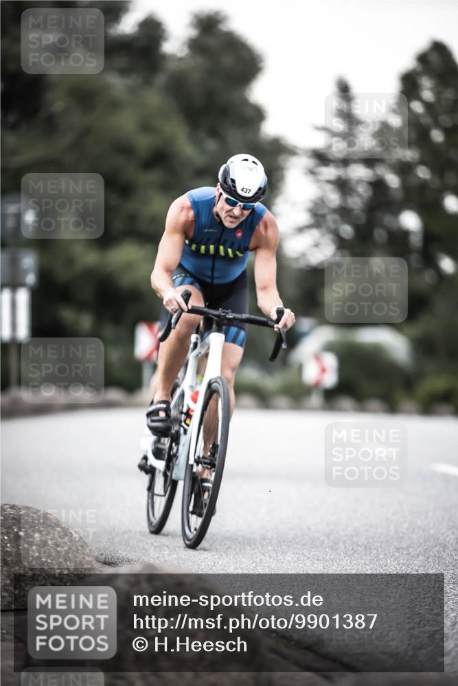 21.06.2026 - 29. Vierlanden-Triathlon H.Heesch http://msf.ph/oto/9901387 21.06.2026 10:11:38 Radfahren 100, 179, 198, 420, 437, 1353 meine-sportfotos.de