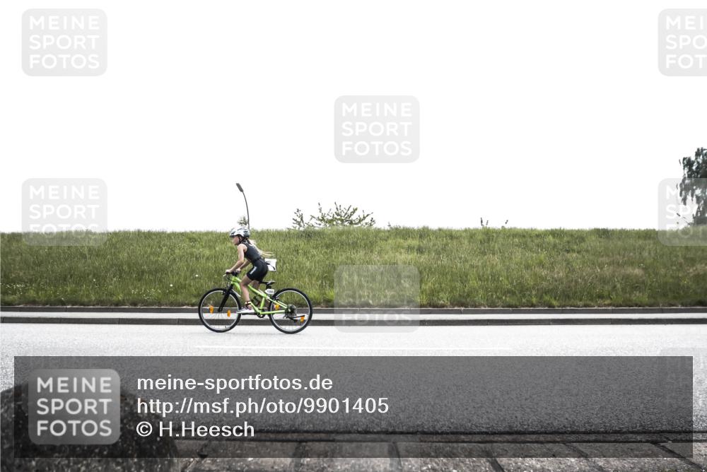 21.06.2026 - 29. Vierlanden-Triathlon H.Heesch http://msf.ph/oto/9901405 21.06.2026 14:58:04 Radfahren 1319 meine-sportfotos.de