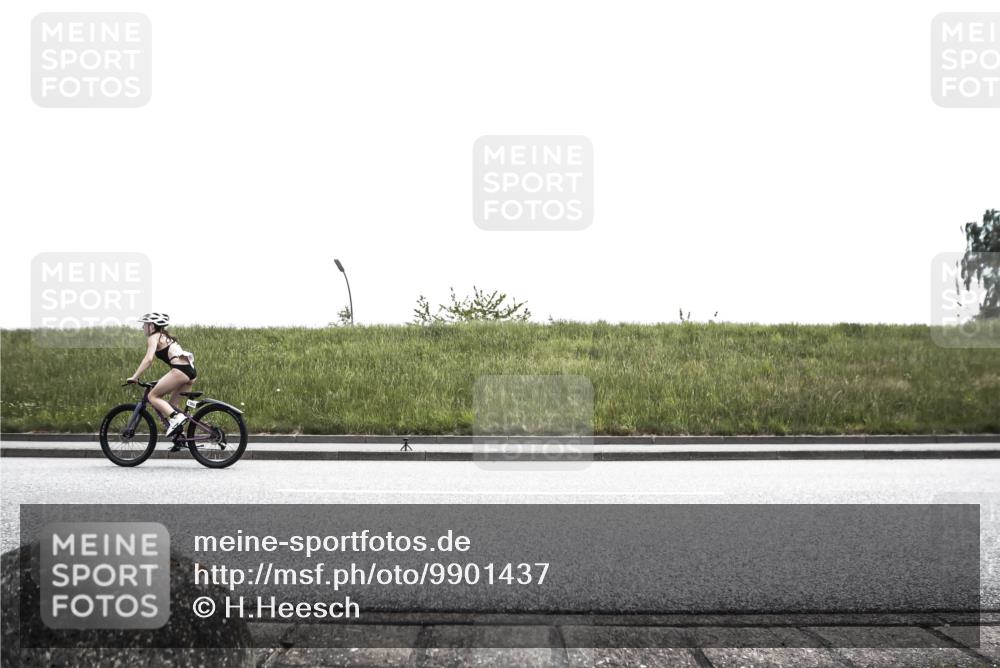 21.06.2026 - 29. Vierlanden-Triathlon H.Heesch http://msf.ph/oto/9901437 21.06.2026 14:58:25 Radfahren  meine-sportfotos.de