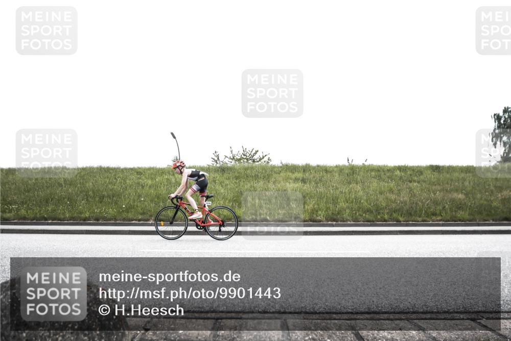 21.06.2026 - 29. Vierlanden-Triathlon H.Heesch http://msf.ph/oto/9901443 21.06.2026 14:58:37 Radfahren 1317 meine-sportfotos.de