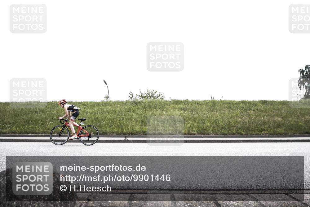 21.06.2026 - 29. Vierlanden-Triathlon H.Heesch http://msf.ph/oto/9901446 21.06.2026 14:58:37 Radfahren 1317 meine-sportfotos.de
