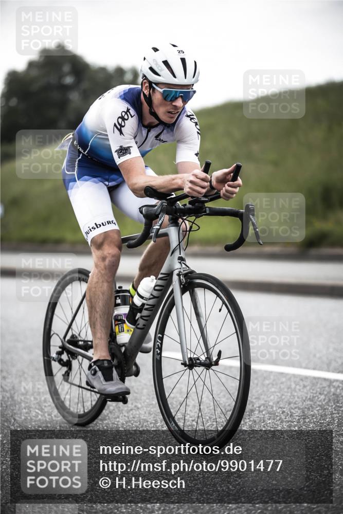 21.06.2026 - 29. Vierlanden-Triathlon H.Heesch http://msf.ph/oto/9901477 21.06.2026 09:33:35 Radfahren 25 meine-sportfotos.de