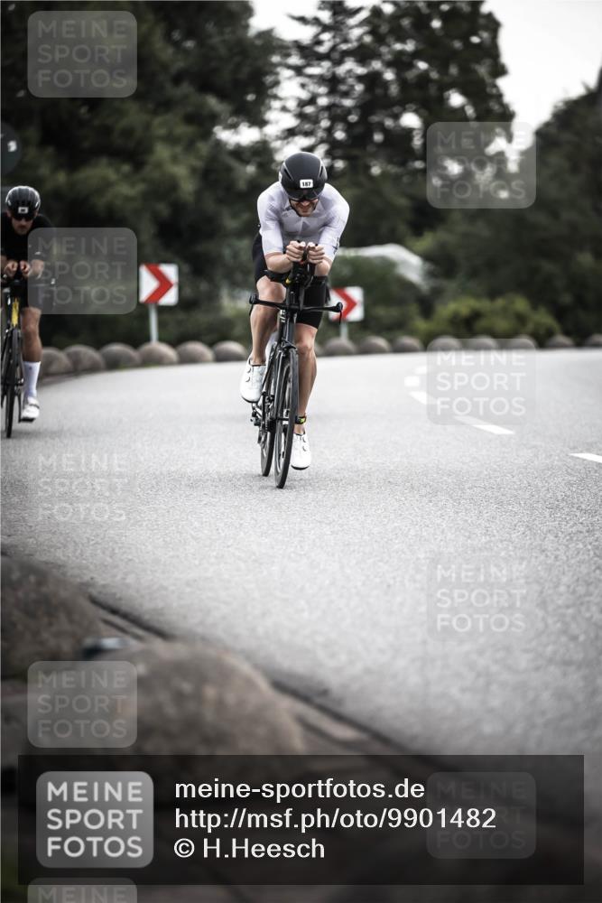 21.06.2026 - 29. Vierlanden-Triathlon H.Heesch http://msf.ph/oto/9901482 21.06.2026 09:33:55 Radfahren 40, 47, 96, 101, 153, 187 meine-sportfotos.de