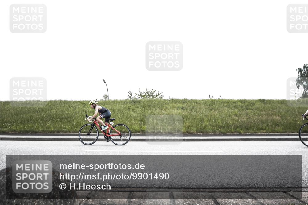 21.06.2026 - 29. Vierlanden-Triathlon H.Heesch http://msf.ph/oto/9901490 21.06.2026 14:59:22 Radfahren 1306 meine-sportfotos.de