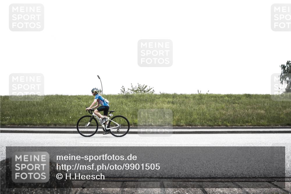 21.06.2026 - 29. Vierlanden-Triathlon H.Heesch http://msf.ph/oto/9901505 21.06.2026 14:59:35 Radfahren 1315 meine-sportfotos.de