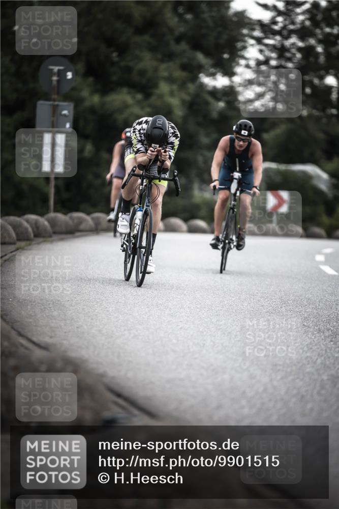 21.06.2026 - 29. Vierlanden-Triathlon H.Heesch http://msf.ph/oto/9901515 21.06.2026 09:34:05 Radfahren 39, 44, 70, 153, 296 meine-sportfotos.de