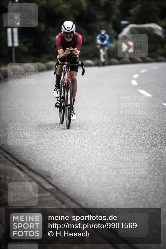 21.06.2026 - 29. Vierlanden-Triathlon H.Heesch http://msf.ph/oto/9901569 21.06.2026 09:35:33 Radfahren 9, 139, 157, 179 meine-sportfotos.de