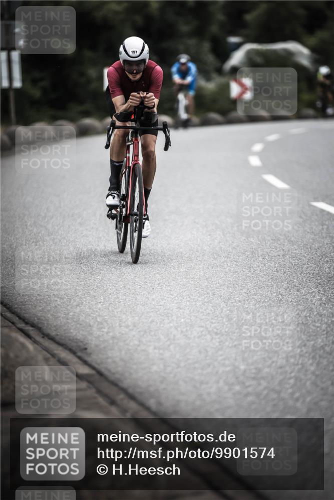 21.06.2026 - 29. Vierlanden-Triathlon H.Heesch http://msf.ph/oto/9901574 21.06.2026 09:35:33 Radfahren 9, 139, 157, 179 meine-sportfotos.de