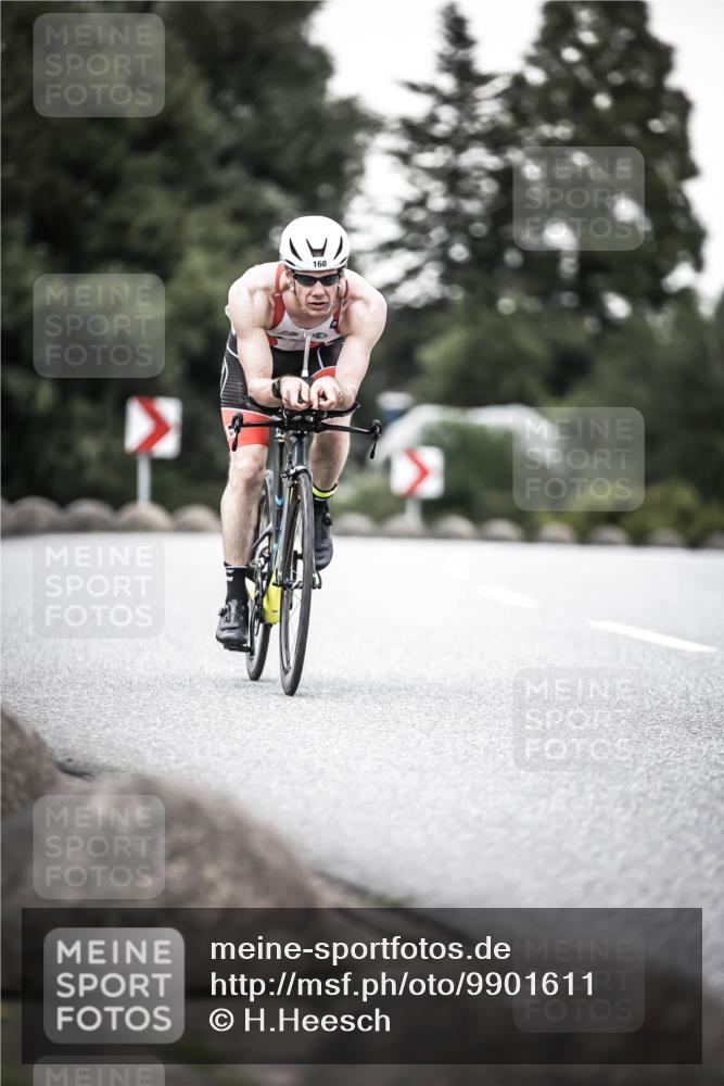 21.06.2026 - 29. Vierlanden-Triathlon H.Heesch http://msf.ph/oto/9901611 21.06.2026 10:12:04 Radfahren 115, 160, 205, 248 meine-sportfotos.de