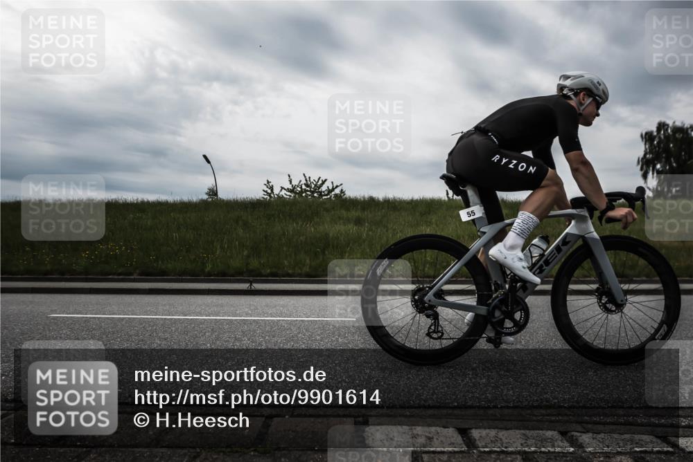 21.06.2026 - 29. Vierlanden-Triathlon H.Heesch http://msf.ph/oto/9901614 21.06.2026 09:26:24 Radfahren 55, 78, 106, 269 meine-sportfotos.de