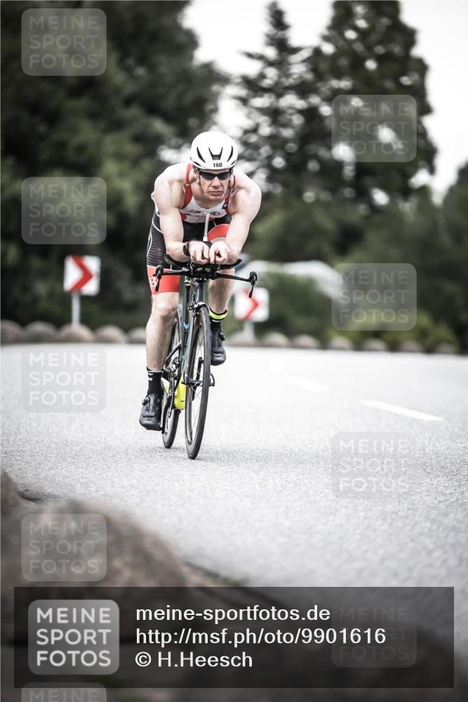 21.06.2026 - 29. Vierlanden-Triathlon H.Heesch http://msf.ph/oto/9901616 21.06.2026 10:12:04 Radfahren 115, 160, 205, 248 meine-sportfotos.de